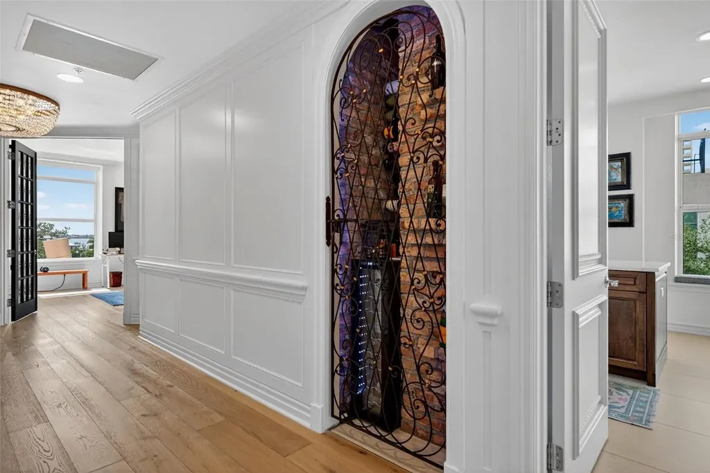 1330 Main Street Sarasota FL 34236