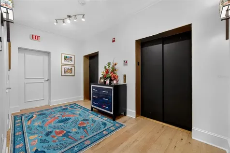 1330 Main Street Sarasota FL 34236