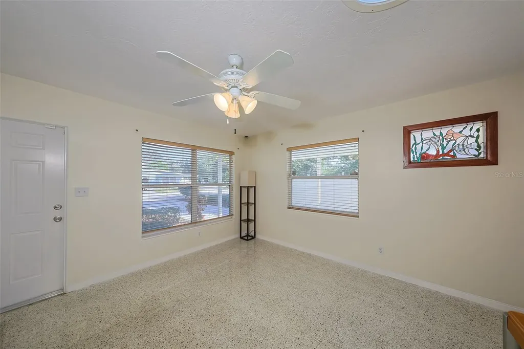8012 26th Avenue N St Petersburg FL 33710