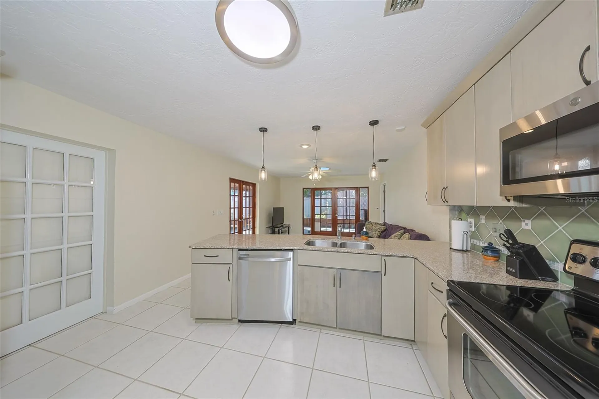 8012 26th Avenue N St Petersburg FL 33710