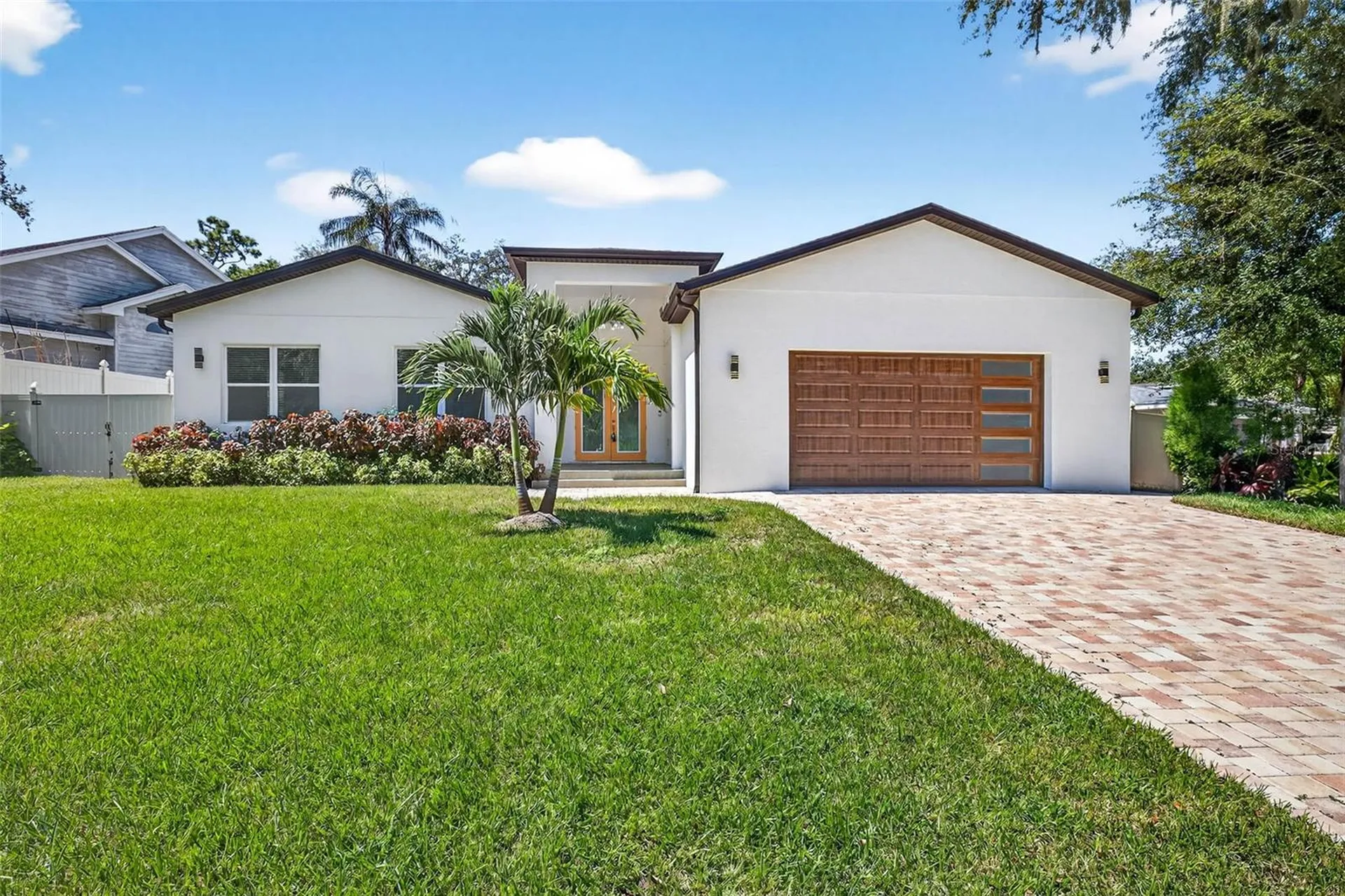 216 N Glen Arven Avenue Temple Terrace FL 33617