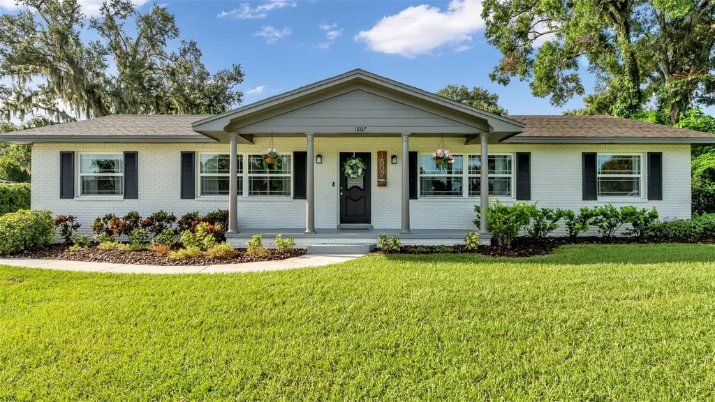 1807 Sterling Drive Lakeland FL 33813