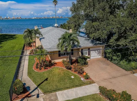 1748 Sunset Drive Clearwater FL 33755