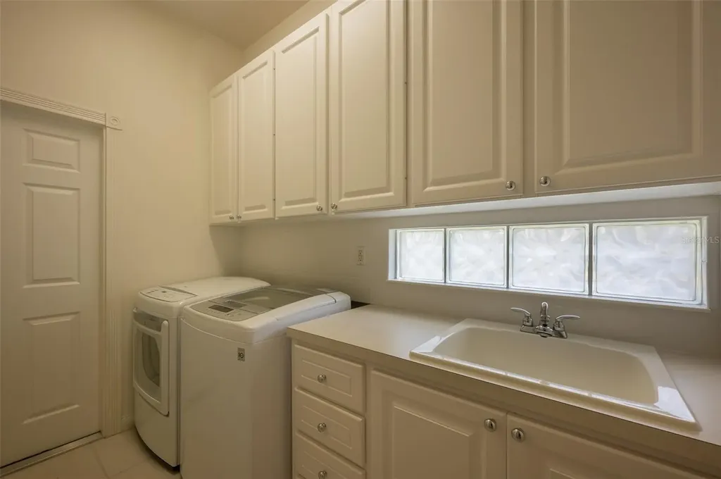5521 Bilbao Place Sarasota FL 34238
