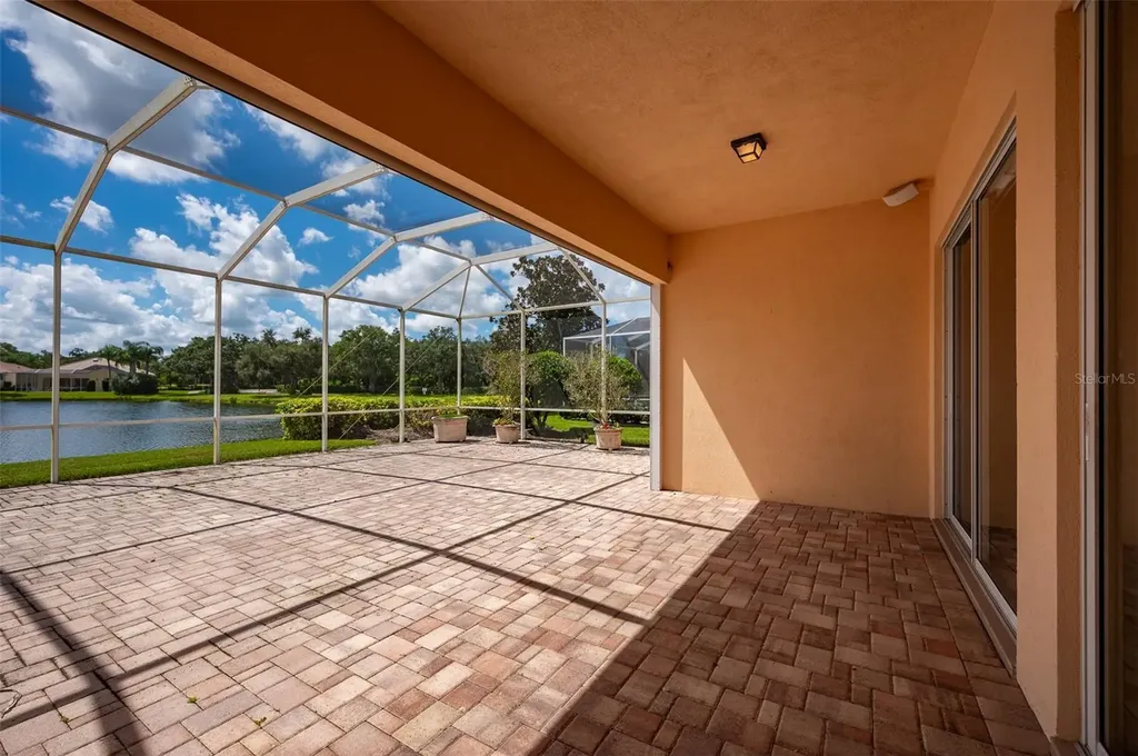 5521 Bilbao Place Sarasota FL 34238