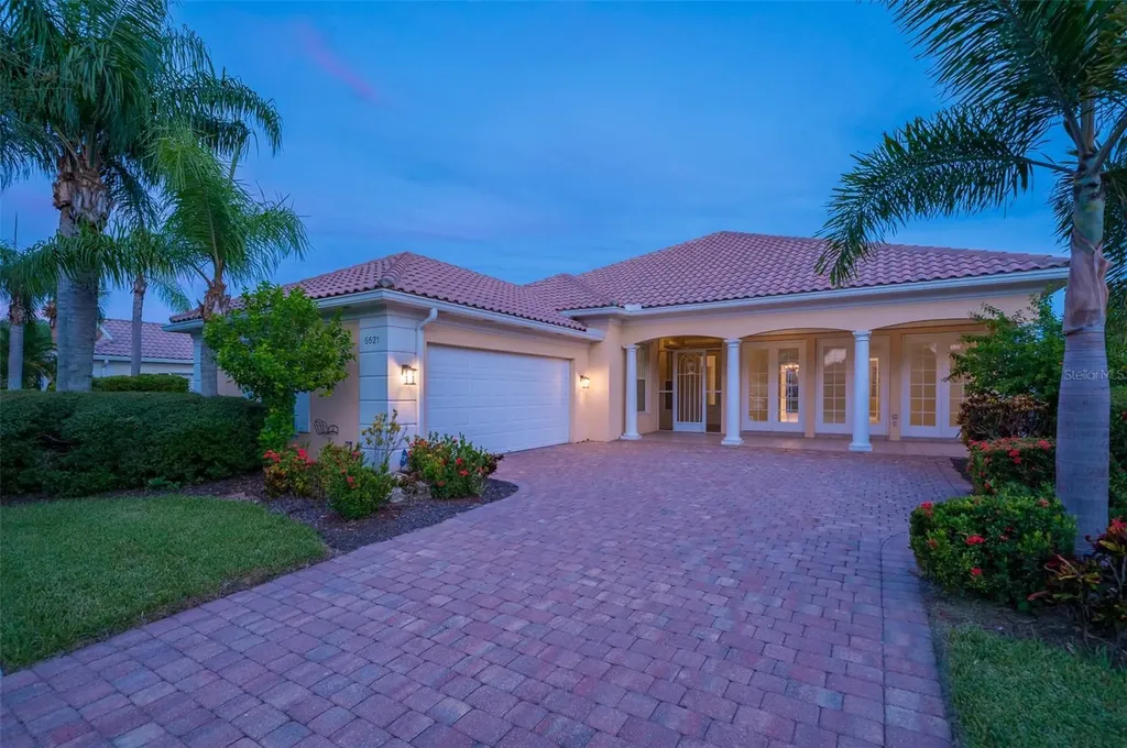 5521 Bilbao Place Sarasota FL 34238