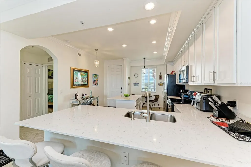 1010 Tidewater Shores Loop Bradenton FL 34208