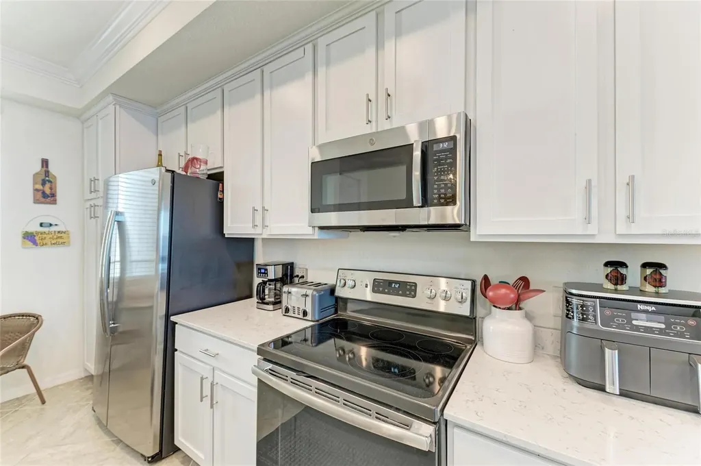 1010 Tidewater Shores Loop Bradenton FL 34208