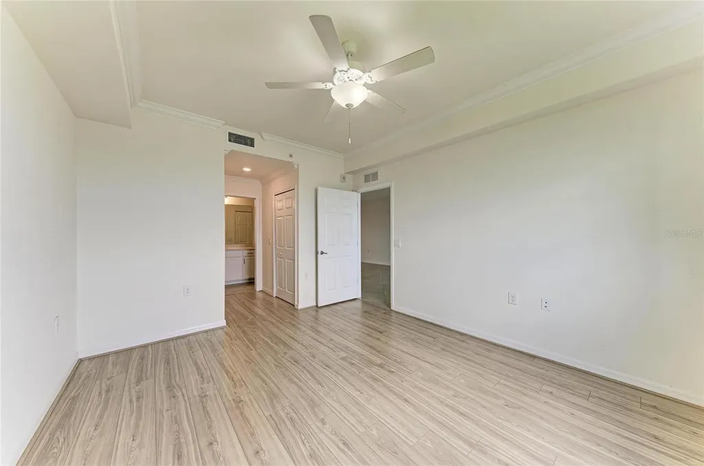 1010 Tidewater Shores Loop Bradenton FL 34208