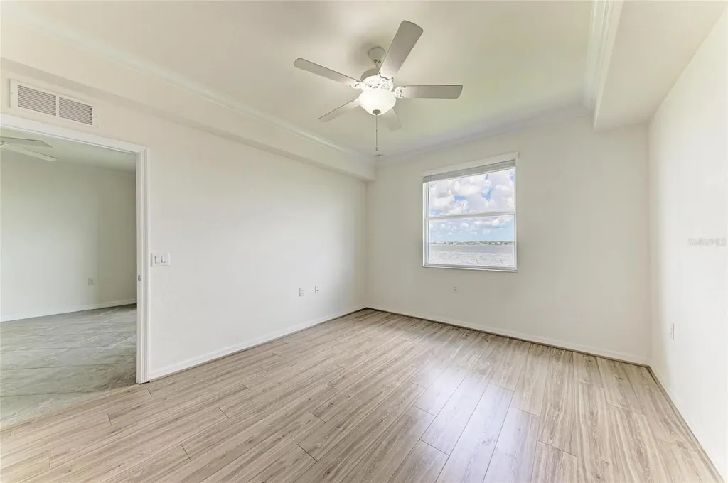 1010 Tidewater Shores Loop Bradenton FL 34208