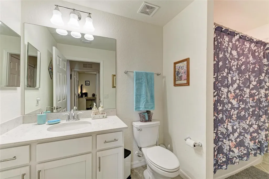 1010 Tidewater Shores Loop Bradenton FL 34208