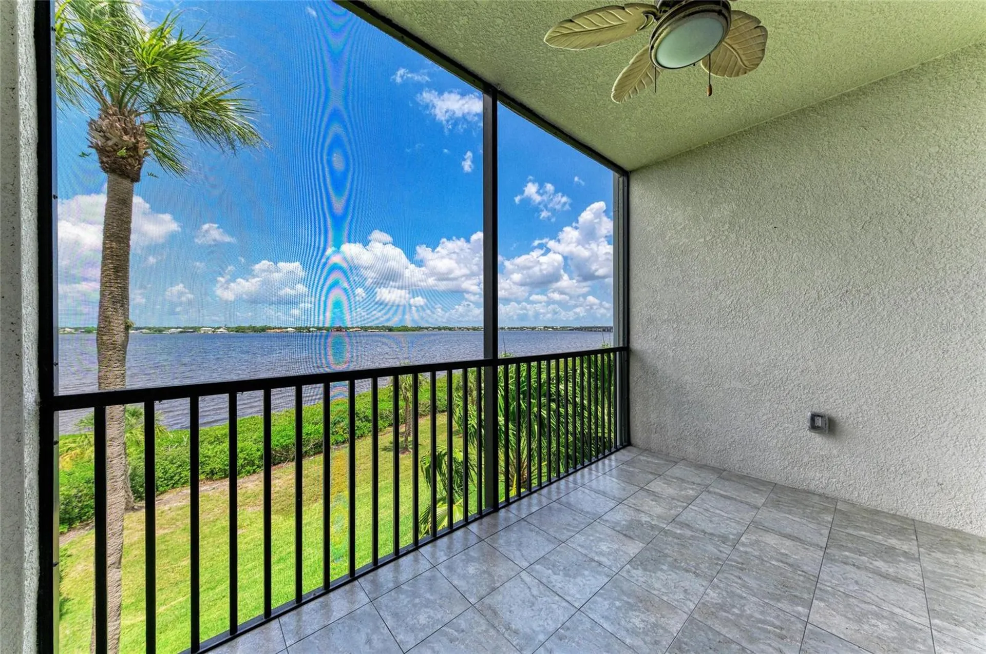 1010 Tidewater Shores Loop Bradenton FL 34208