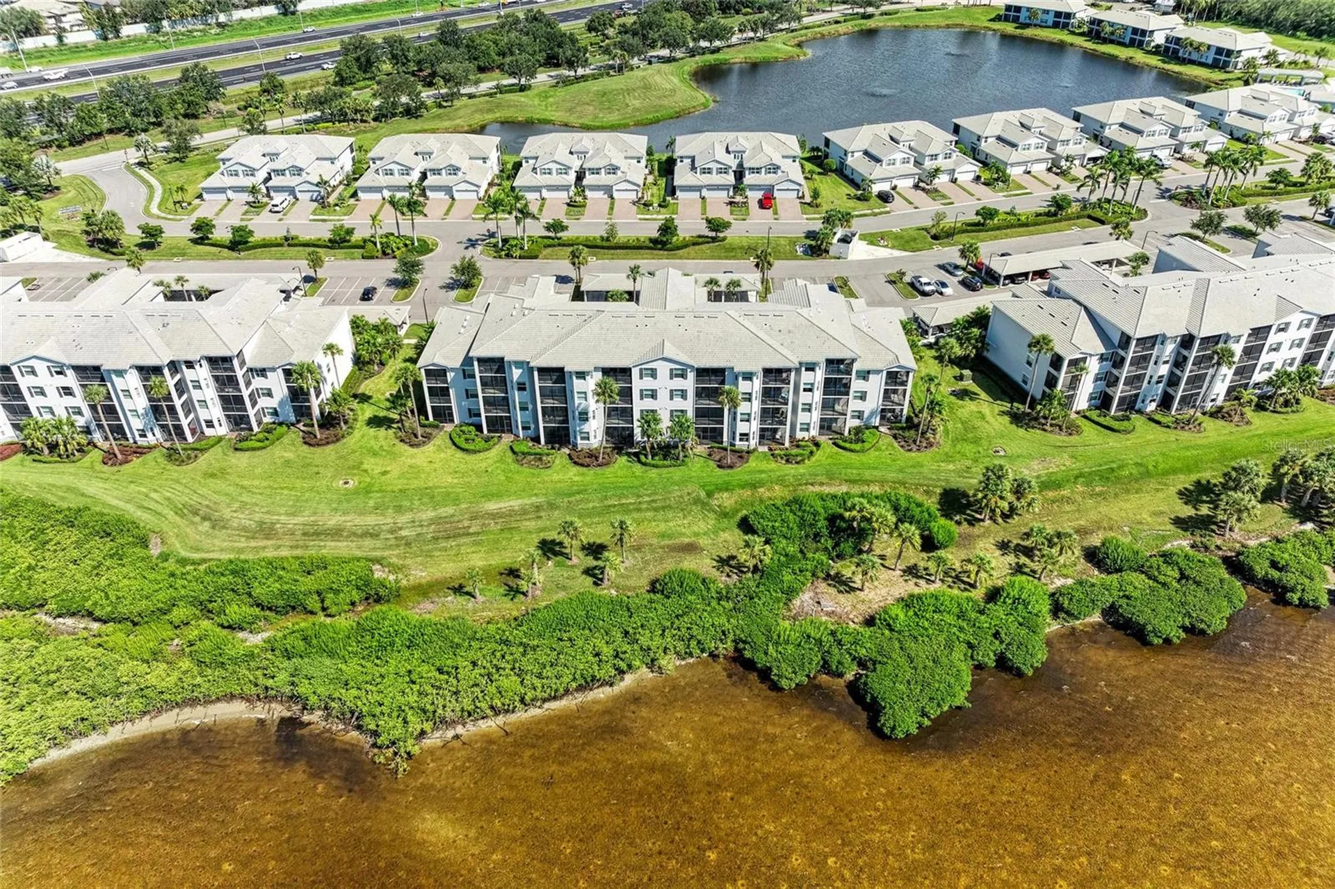1010 Tidewater Shores Loop Bradenton FL 34208