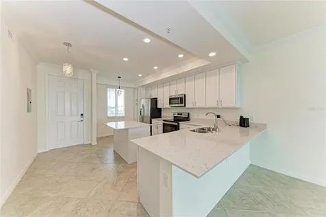 1010 Tidewater Shores Loop Bradenton FL 34208