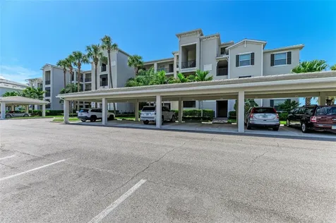 1010 Tidewater Shores Loop Bradenton FL 34208