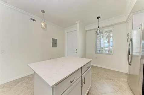 1010 Tidewater Shores Loop Bradenton FL 34208