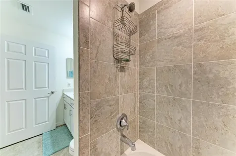 1010 Tidewater Shores Loop Bradenton FL 34208