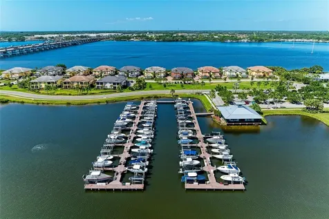 1010 Tidewater Shores Loop Bradenton FL 34208