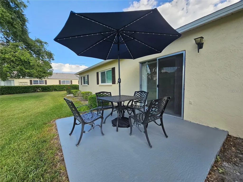 390 301 Boulevard W Bradenton FL 34205