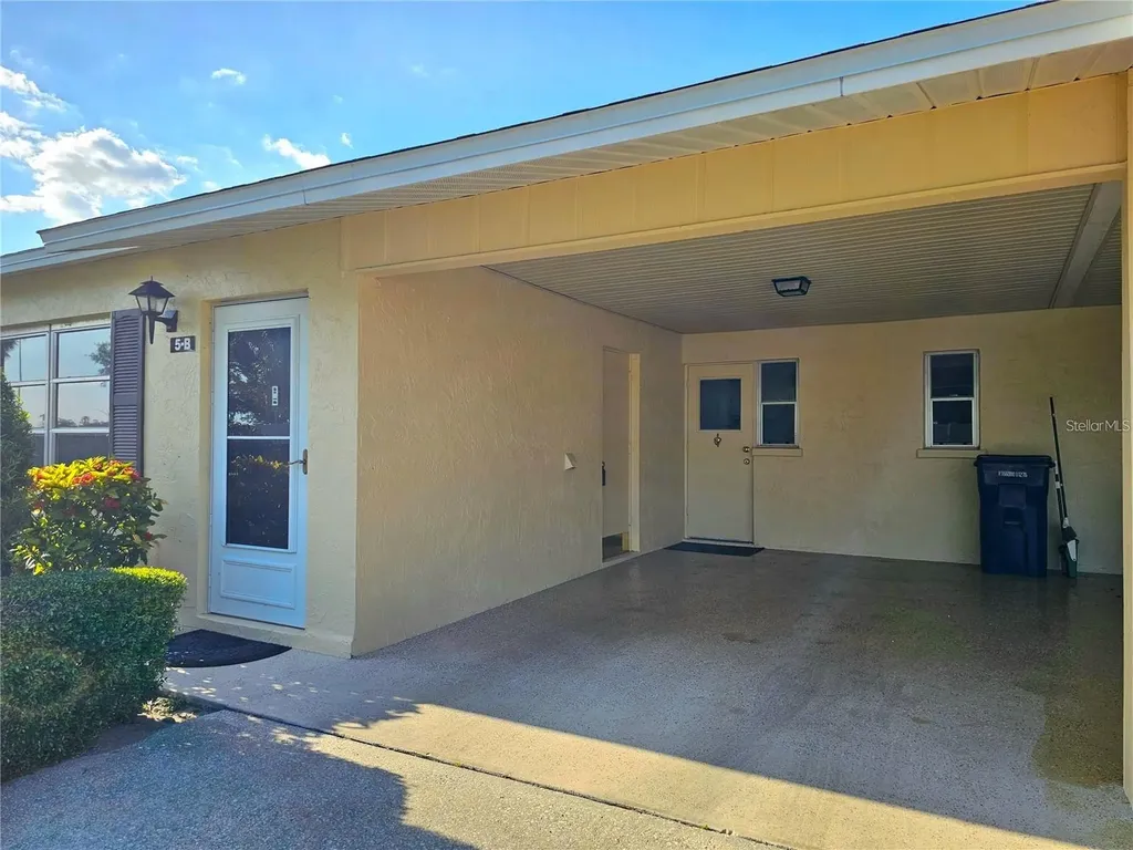 390 301 Boulevard W Bradenton FL 34205