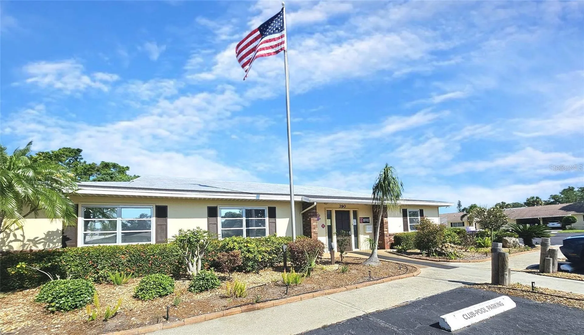 390 301 Boulevard W Bradenton FL 34205