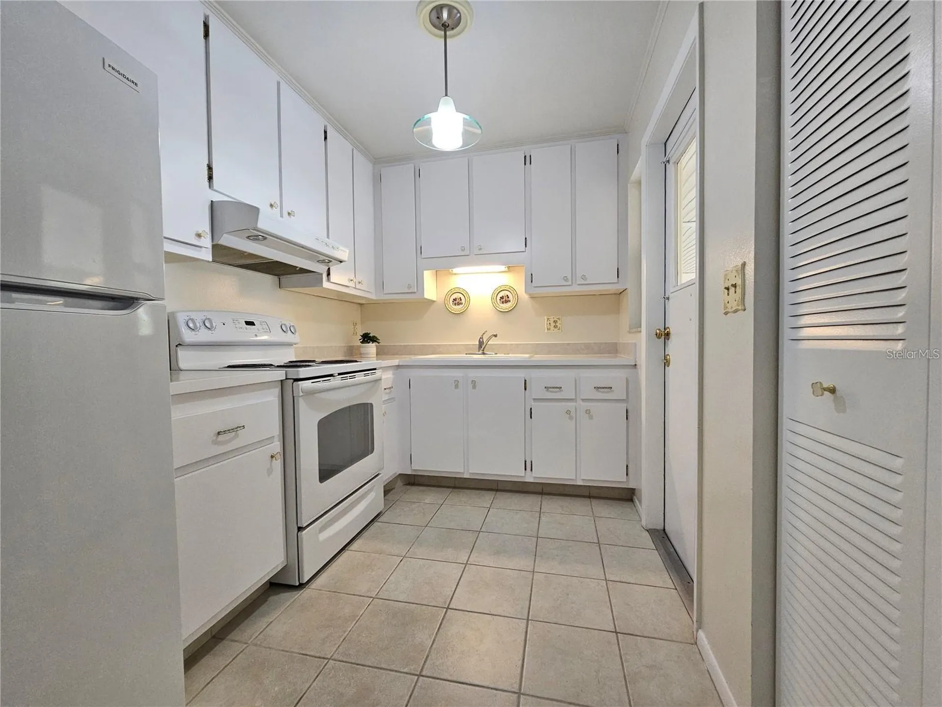 390 301 Boulevard W Bradenton FL 34205