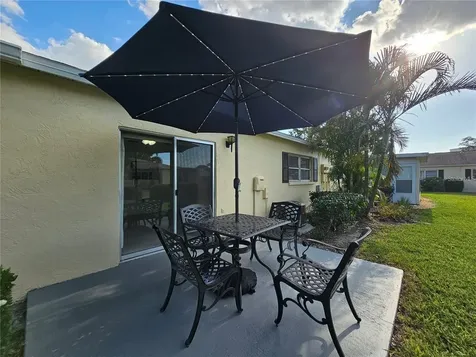 390 301 Boulevard W Bradenton FL 34205
