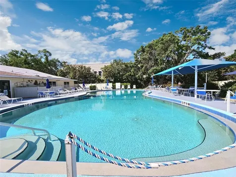 390 301 Boulevard W Bradenton FL 34205