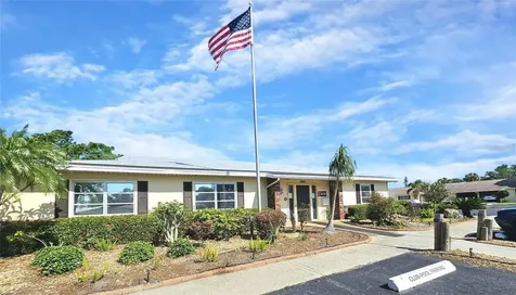 390 301 Boulevard W Bradenton FL 34205