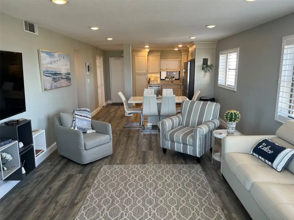 1270 Gulf Boulevard Clearwater FL 33767