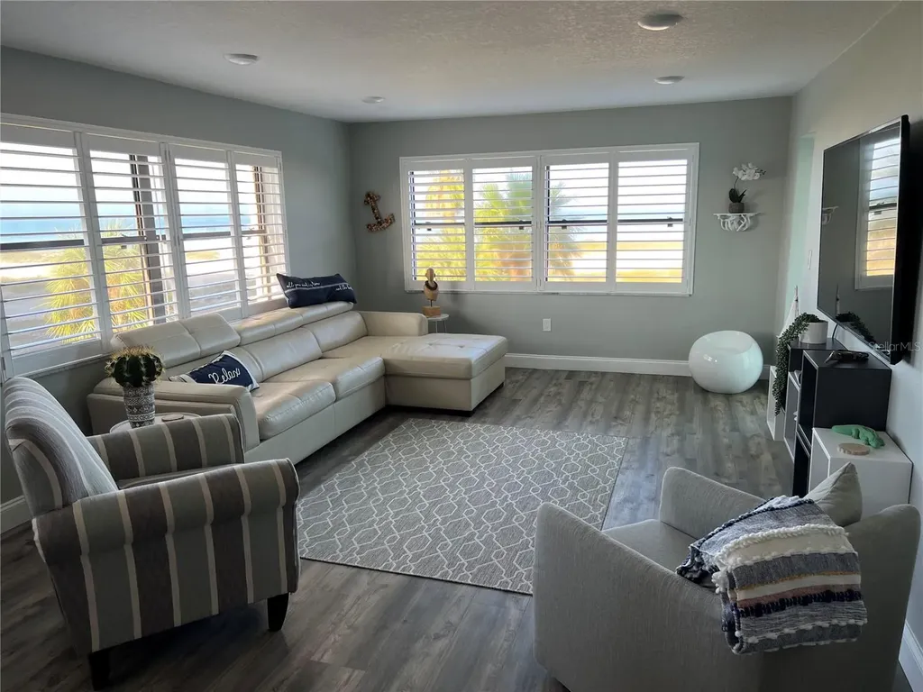 1270 Gulf Boulevard Clearwater FL 33767
