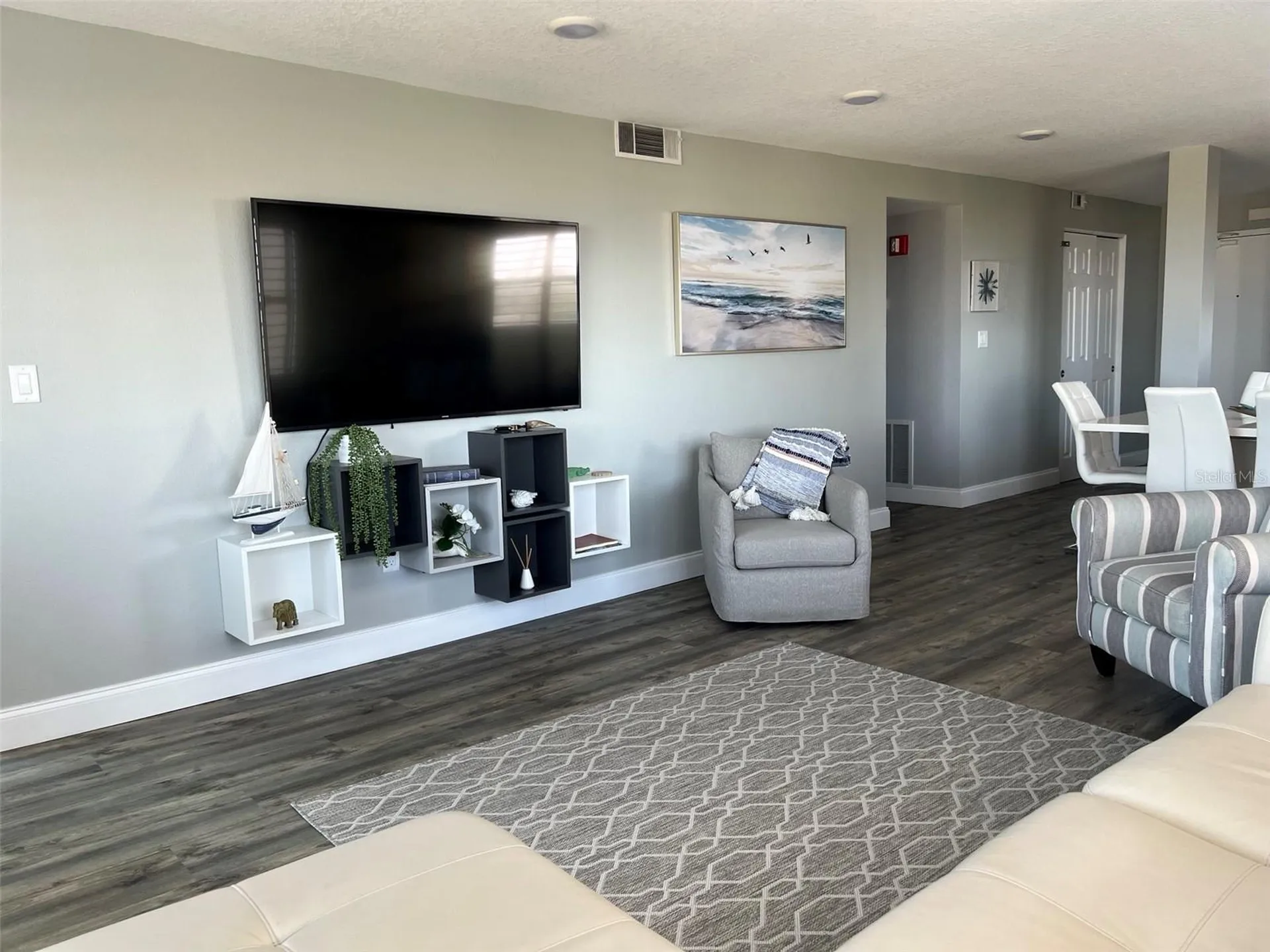 1270 Gulf Boulevard Clearwater FL 33767
