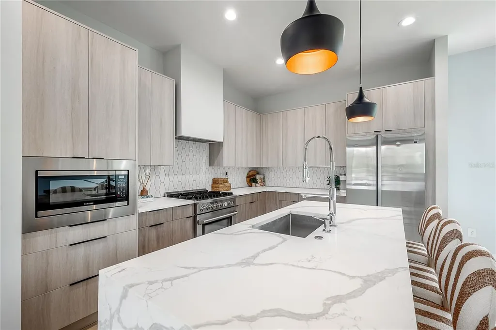117 W Gladys Street Tampa FL 33602