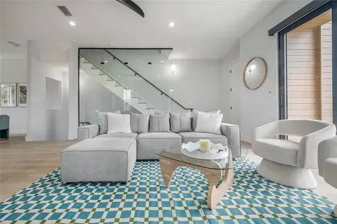 117 W Gladys Street Tampa FL 33602
