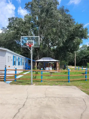 12950 SE 104th Court Belleview FL 34420