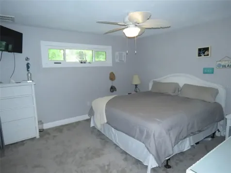 995 Spinnaker Court Tarpon Springs FL 34689