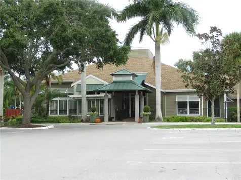 995 Spinnaker Court Tarpon Springs FL 34689