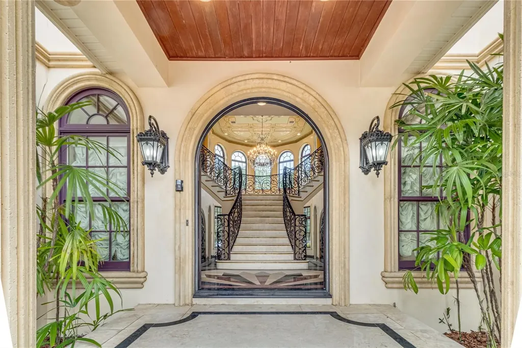 117 Bellamere Palms Court Lutz FL 33549