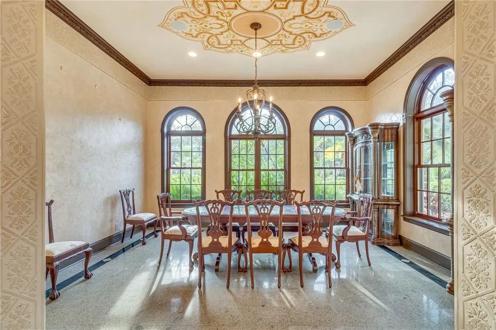 117 Bellamere Palms Court Lutz FL 33549