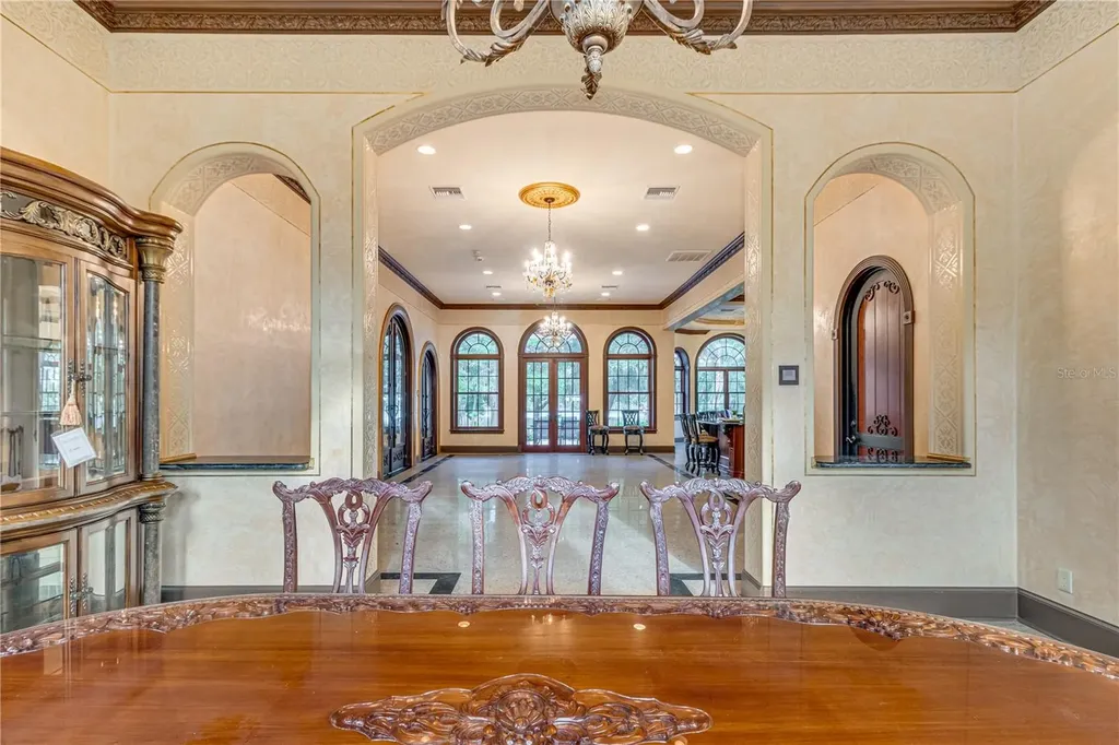 117 Bellamere Palms Court Lutz FL 33549