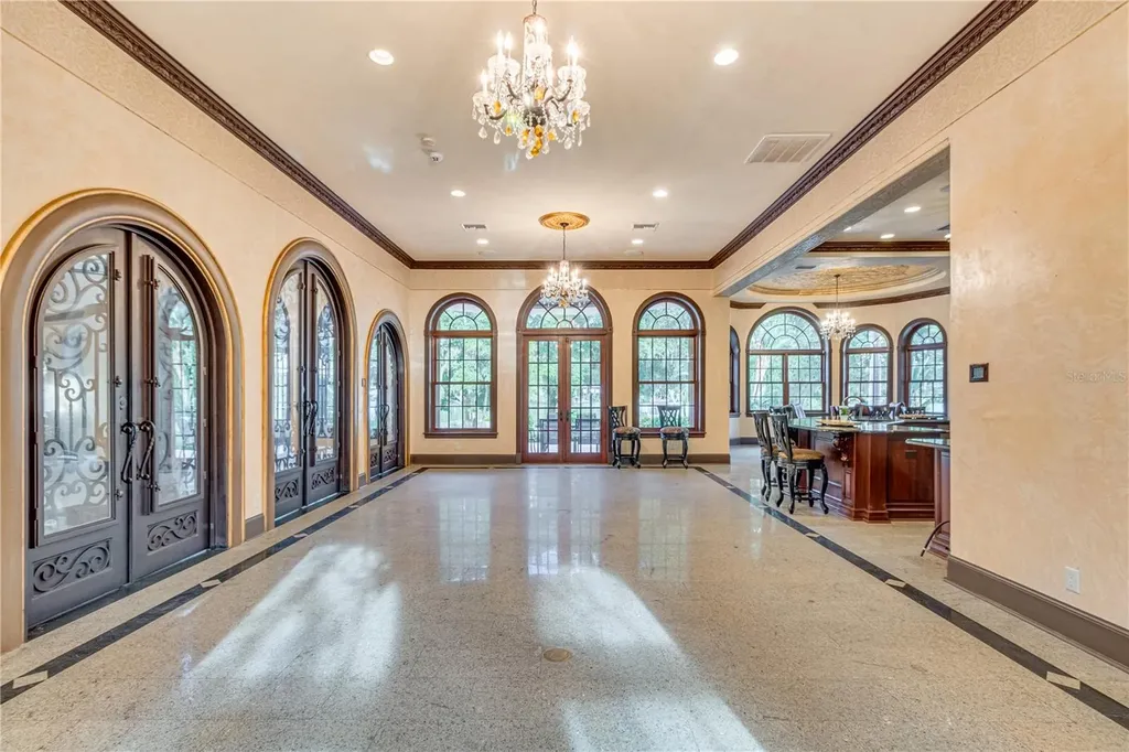 117 Bellamere Palms Court Lutz FL 33549