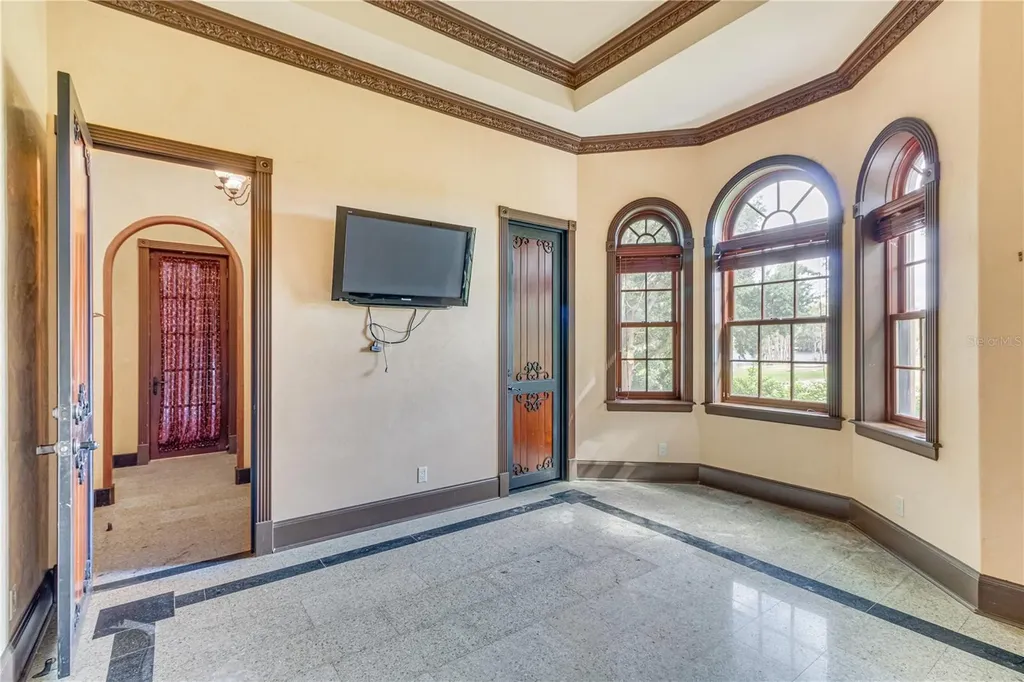 117 Bellamere Palms Court Lutz FL 33549