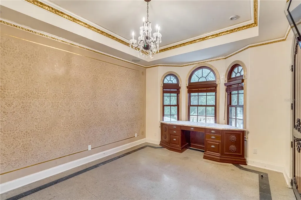 117 Bellamere Palms Court Lutz FL 33549