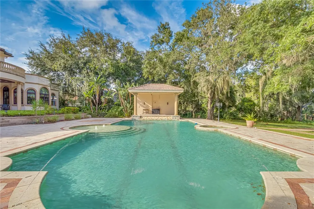 117 Bellamere Palms Court Lutz FL 33549