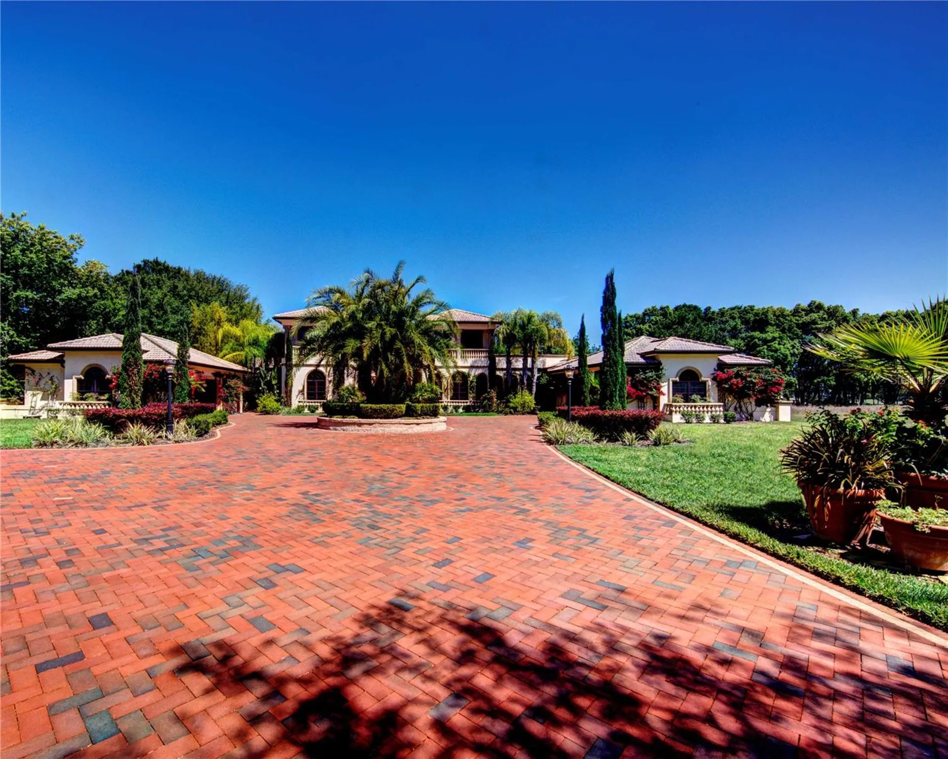 117 Bellamere Palms Court Lutz FL 33549