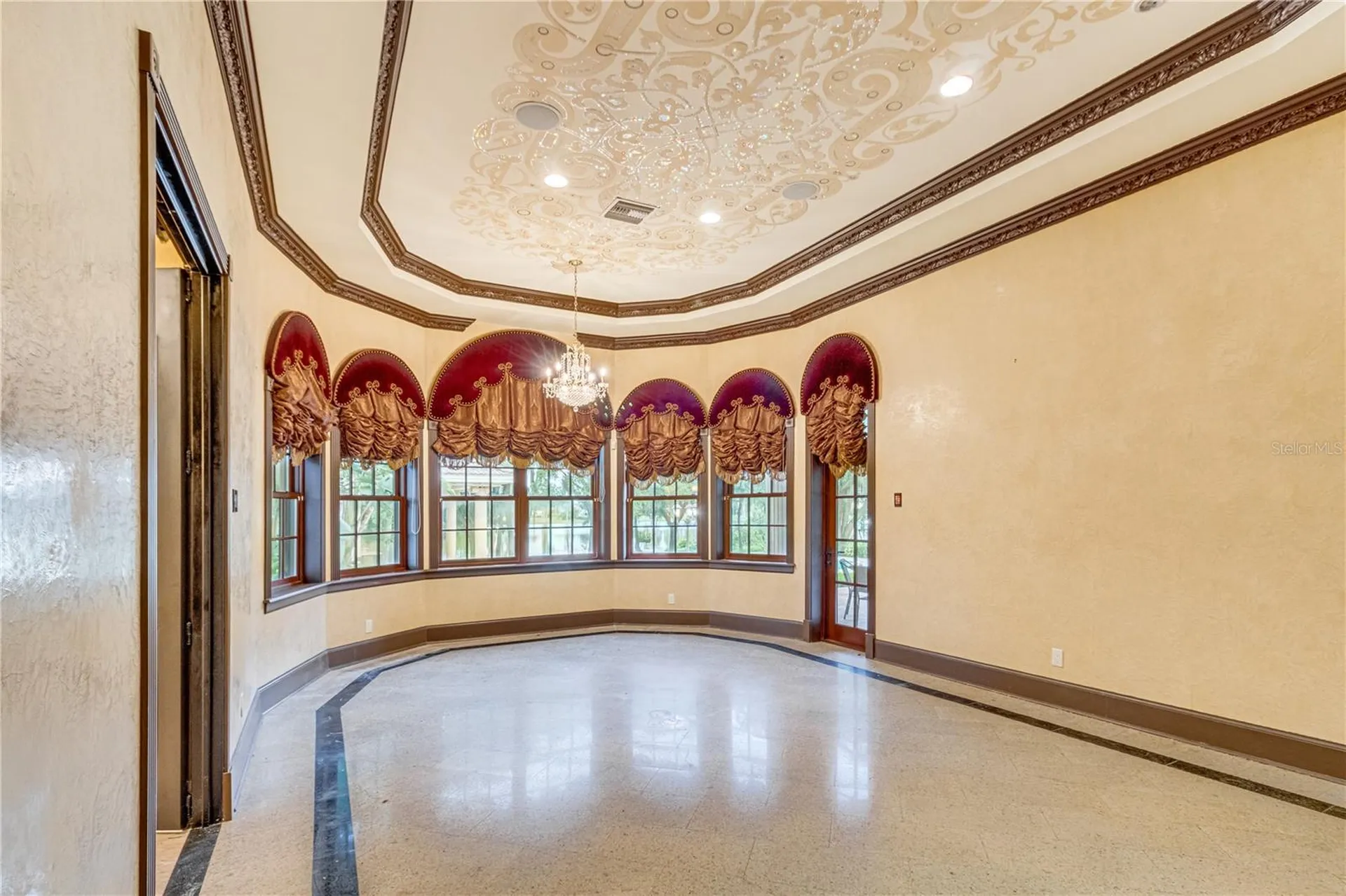 117 Bellamere Palms Court Lutz FL 33549