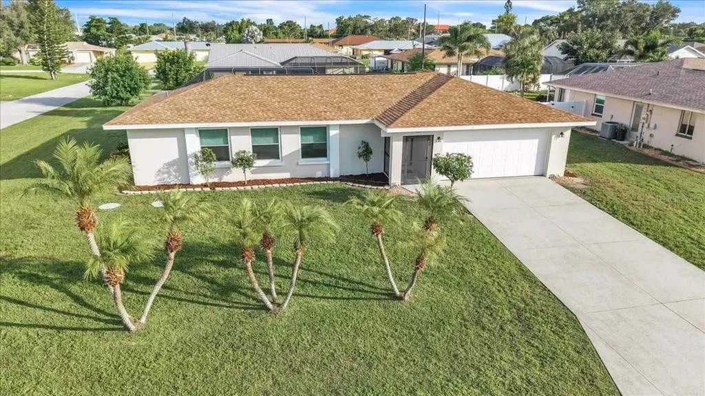 907 Sidney Terrace NW Port Charlotte FL 33948