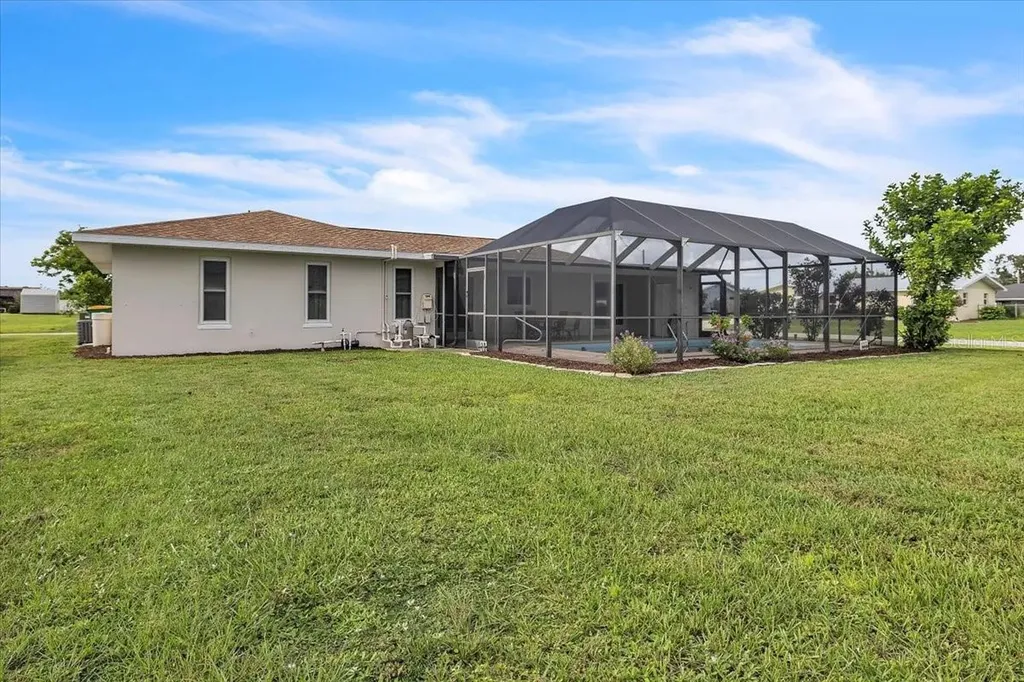 907 Sidney Terrace NW Port Charlotte FL 33948