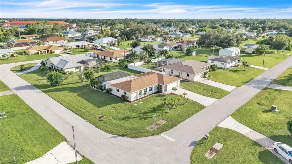 907 Sidney Terrace NW Port Charlotte FL 33948