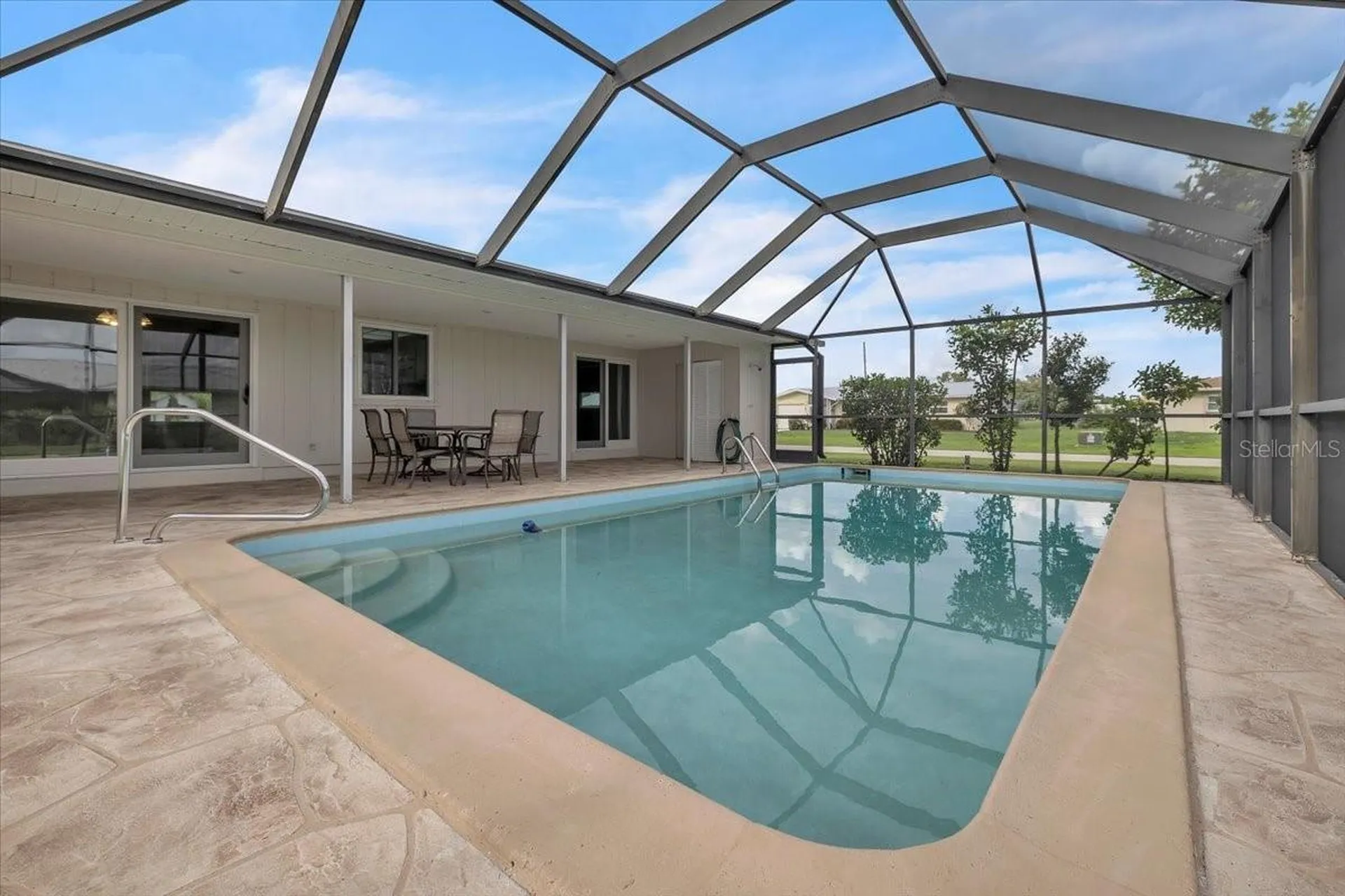 907 Sidney Terrace NW Port Charlotte FL 33948